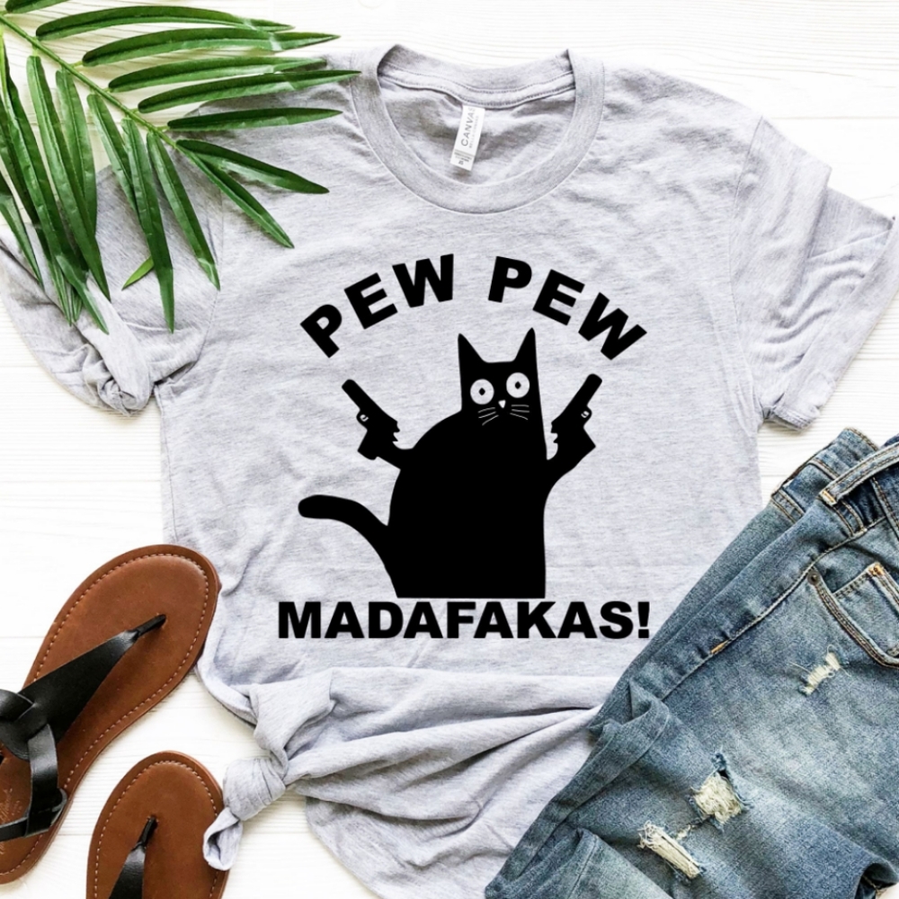 LOW STOCK cat mom shirt - Picture 1 of 2